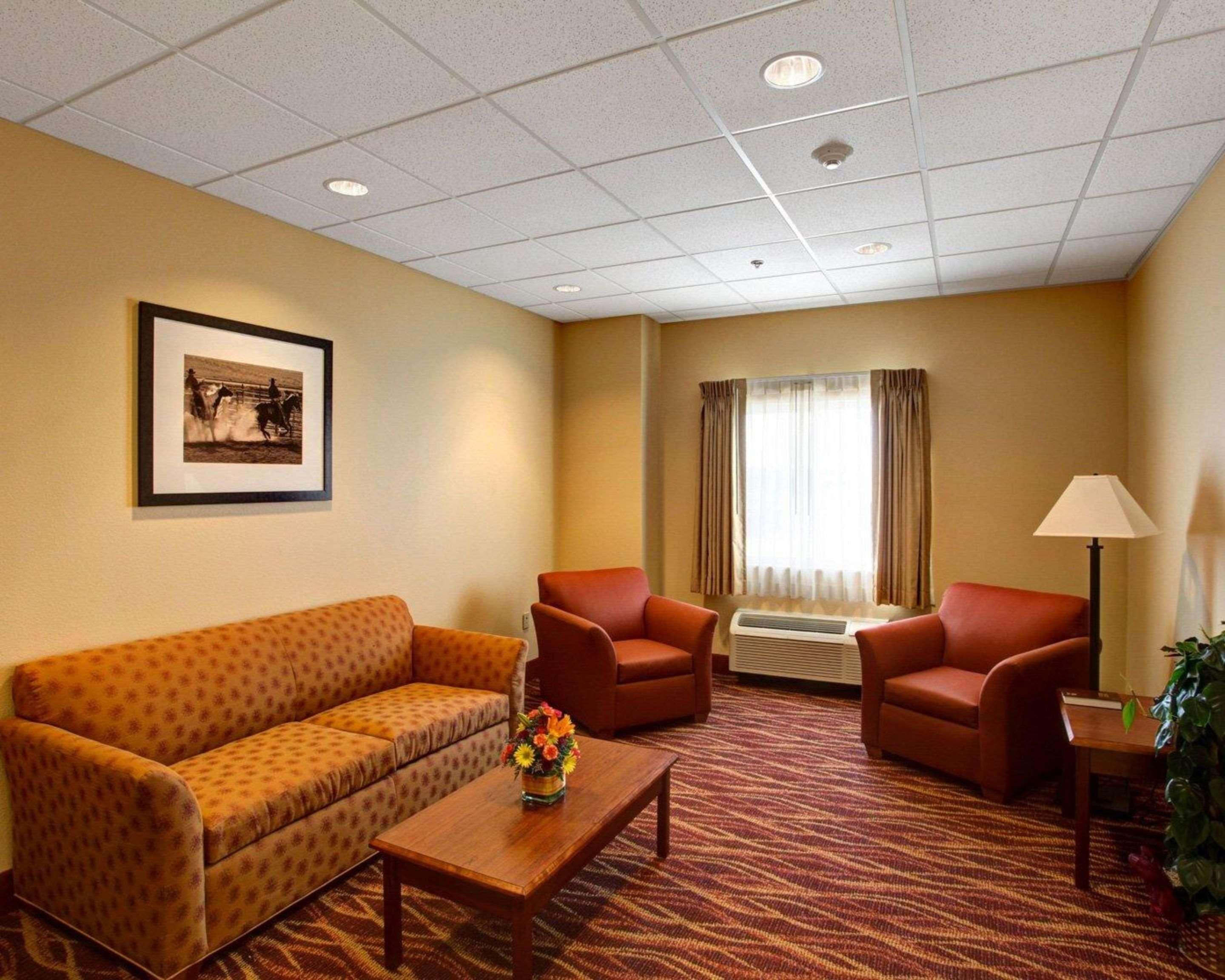 Rodeway Inn & Suites Phillipsburg Ngoại thất bức ảnh